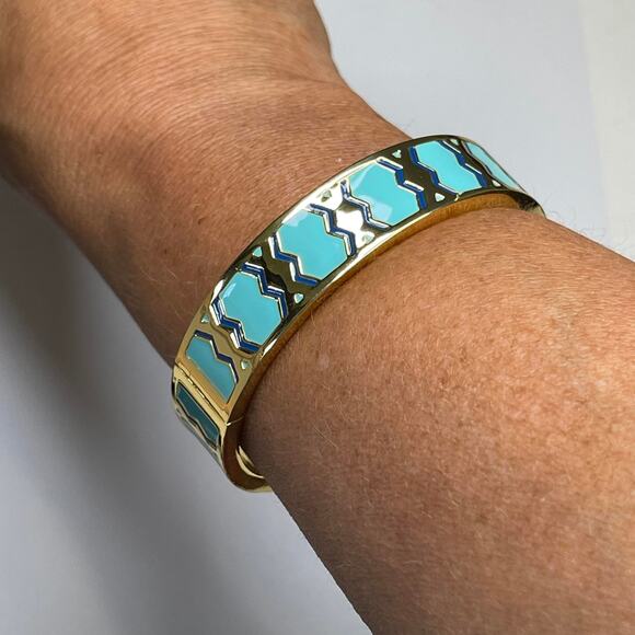Talbots bangle bracelet gold tone with turquoise green blue teal enamel classic - Picture 10 of 16